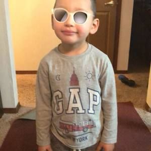 Meet your Posher, Cecilia